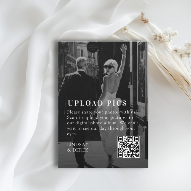 Carte D'accompagnement Pics happen! Bold Trending B&W-Photo Wedding  (Pics happen! Bold Trending B&W-Photo Wedding Enclosure Card)
