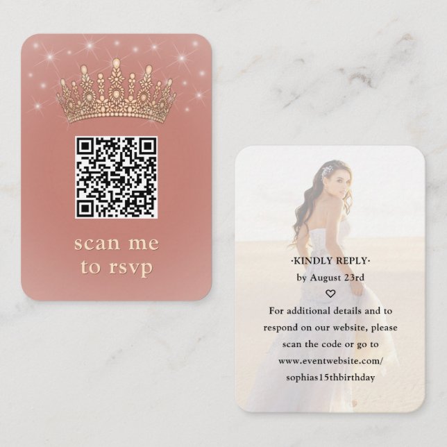 Carte D'accompagnement Quinceañera Photo QR RSVP Rose Gold Crown Scan Me (Devant / Derrière)