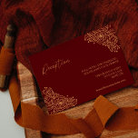 Carte D'accompagnement Réception De Mariage Floral D'Or Bourgogne<br><div class="desc">Cette carte d'enceinte de mariage à fleurs d'or bordeaux dispose d'un somptueux décor de merlot foncé avec d'élégantes calligraphies dorées et des ornements floraux dorés. L'histoire des couleurs de bijoux et les accents botaniques dorés ainsi qu'un écriture minimaliste et délicate créent une esthétique moderne, royale et romantique, qui établit un...</div>