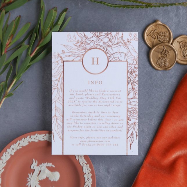 Carte D'accompagnement Rose classique Dusty or Monogramme Mariage de cour (Créateur téléchargé)