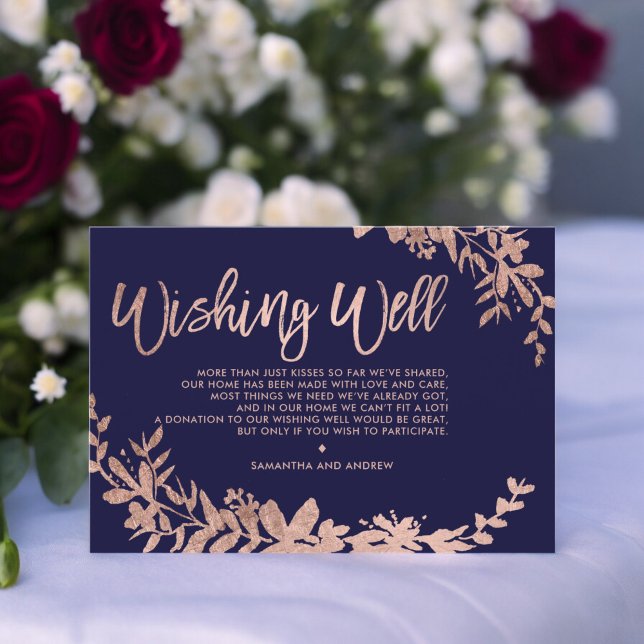 Carte D'accompagnement Rose Gold typographie florale bleu marine désirant (Rose Gold typography floral navy blue wishing well Enclosure Card)
