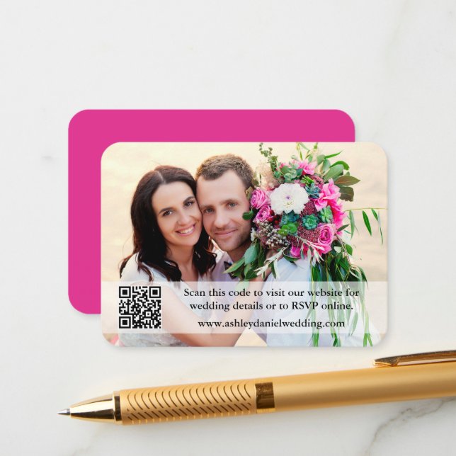 Carte D'accompagnement Site mariage QR Overlay Photo Hot Pink (Devant/Arrière en situation)