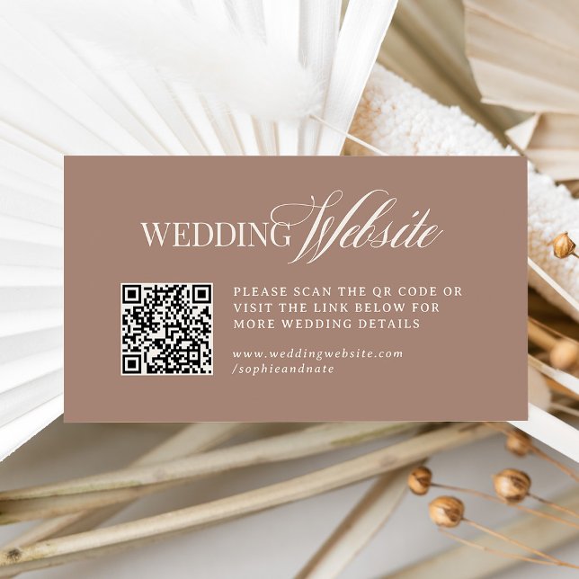 Carte D'accompagnement Soft Mocha Taupe | Luxe Wedding Website QR Code (Créateur téléchargé)