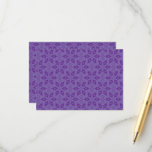 Carte D'accompagnement Un papier d'emballage blanc avec un motif extensib
