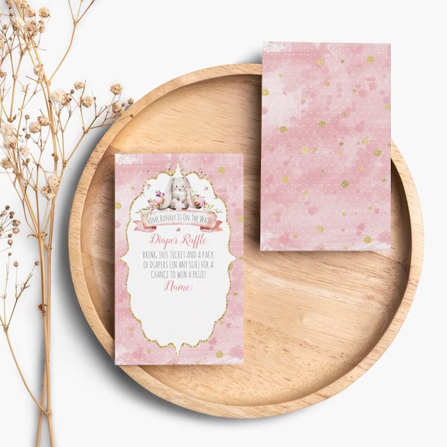 Carte D'accompagnement Un Petit Lapin Est En Voie De Raffle Baby shower (Créateur téléchargé)