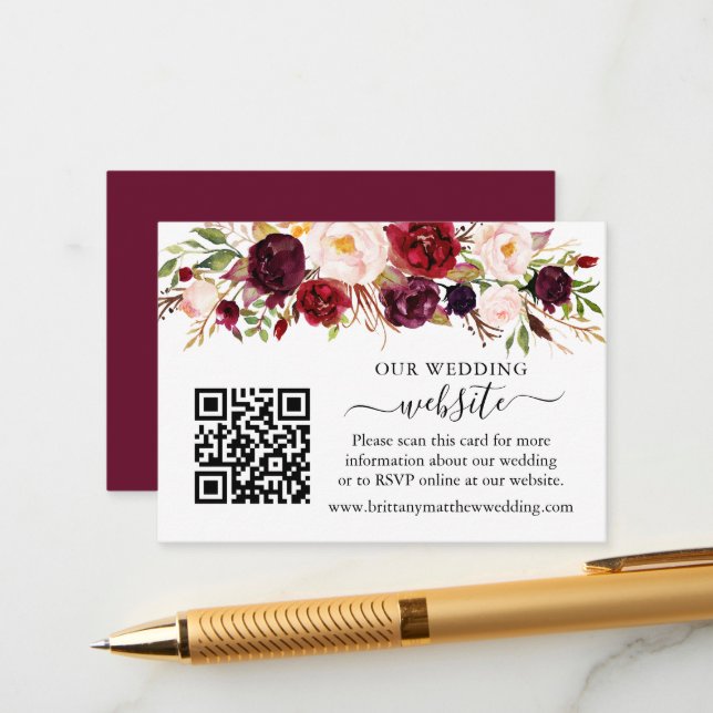 Carte D'accompagnement Watercolor Bourgogne Floral Mariage Website QR (Devant/Arrière en situation)