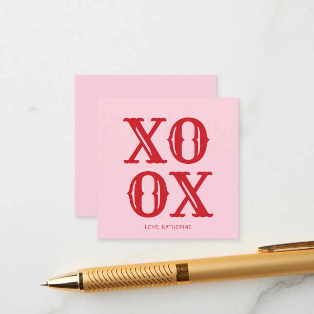 Carte D'accompagnement XOXO rose rouge mignon typographie personnalisée (Devant/Arrière en situation)
