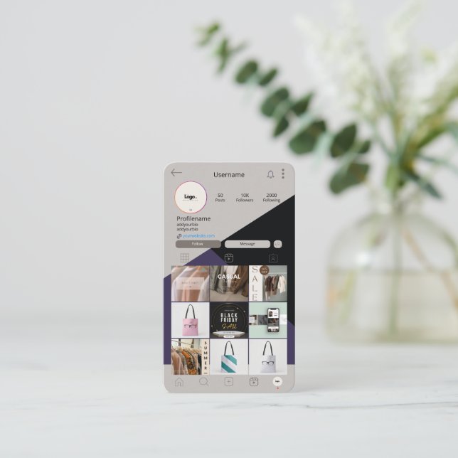 Carte d'affaires verte Instagram Carte de visite Q (Debout devant)