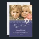 Carte d'affichage photo Star of David Hanoukka<br><div class="desc">Motif moderne étoile avec un style de texte classique font de cette carte Hanoukka une carte unique. Ajoutez une photo de famille et personnalisez pour vos amis.</div>