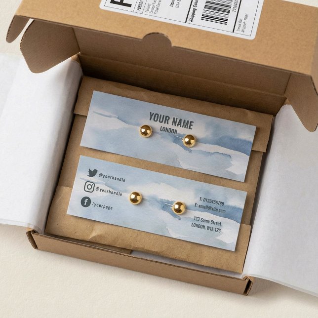 Carte d'affichage simple aquarelle (Simple watercolor earring display card.)