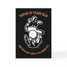 Carte d'alimentation à l'intérieur de l'anniversai