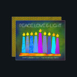 Carte d'amour pour la paix Hanoukka Boho Budget<br><div class="desc">"Paix, amour et lumière." Une illustration ludique, moderne et artistique de bougies motifs de saumons dans une menorah vous aide à inaugurer les vacances de Hanoukka. Des bougies bleues assorties de motifs de fausse feuille colorés recouvrent un arrière - plan texturé vert profond et riche. Faux en cuivre feuille de...</div>