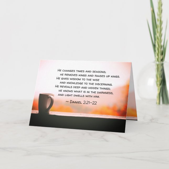 Carte Daniel 2:21-22 Il change les temps et les saisons (Devant)