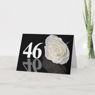 Carte d'anniversaire 46e avec une rose blanche cla
