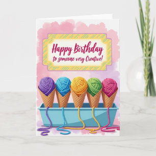 Carte d'anniversaire avec cône de fil doux
