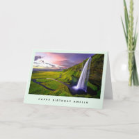 Carte d'anniversaire de cascade islandaise verte n