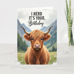 Carte d'anniversaire de la vache shaggy sucrée