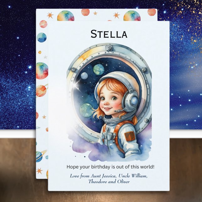 Carte d'anniversaire Fille astronaute dans une fus (A personalized birthday card with illustration of a girl astronaut in her space rocket)