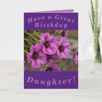 Carte d'anniversaire florale pourpre pour fille