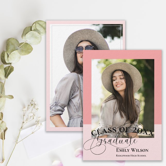 Carte d'annonce de remise de diplôme moderne avec  (Class of 20XX Photo Graduation Announcement Card | Elegant Script Modern Design)