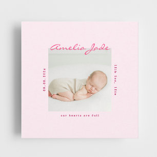 Carte d'annonce moderne pour bébé fille rose vif