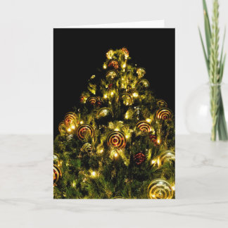 Carte d'arbre de Noël décorée