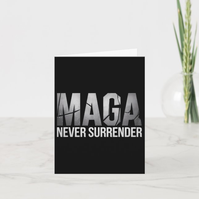 Carte Dark Mega Trump 2024 ne se rend jamais (Devant)