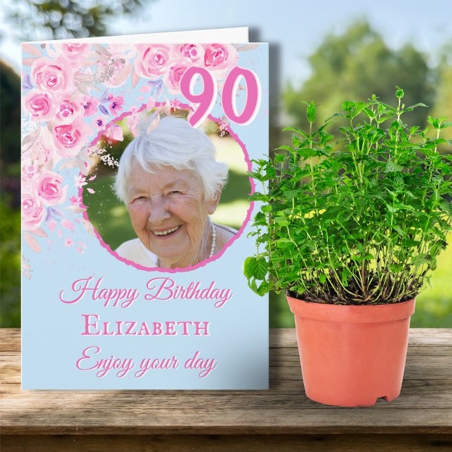 Carte de 90e anniversaire avec une photo de fleurs (Créateur téléchargé)