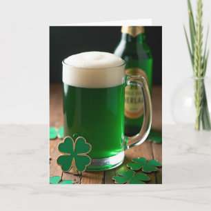 Carte de célébration de la bière verte