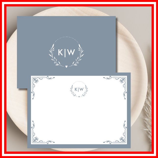 Carte De Correspondance Bleu Poussiéreux et Blanc | Monogramme Initiales M (Dusty Blue and White | Modern Initials Monogram Note Card)