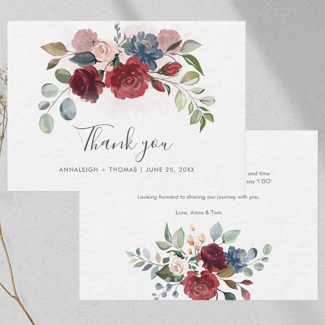Carte De Correspondance Floral Bourgogne Script Mariage Merci (Floral Burgundy Script Wedding Thank You Note Card)