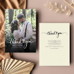 Carte De Correspondance Merci photo mariage manuscrit<br><div class="desc">Une façon géniale et réfléchie de remercier vos amis,  votre famille et vos collègues qui vous ont honoré leur présence lors de votre mariage avec cette photo moderne,  cartes de remerciement avec script écrit "merci" et un coeur d'amour.</div>