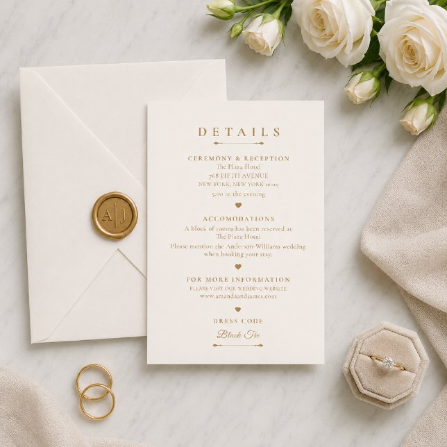 Carte de détails de mariage à l'aspect minimal dor (Gold Minimal Wedding Details Card on elegant marble flat lay.)