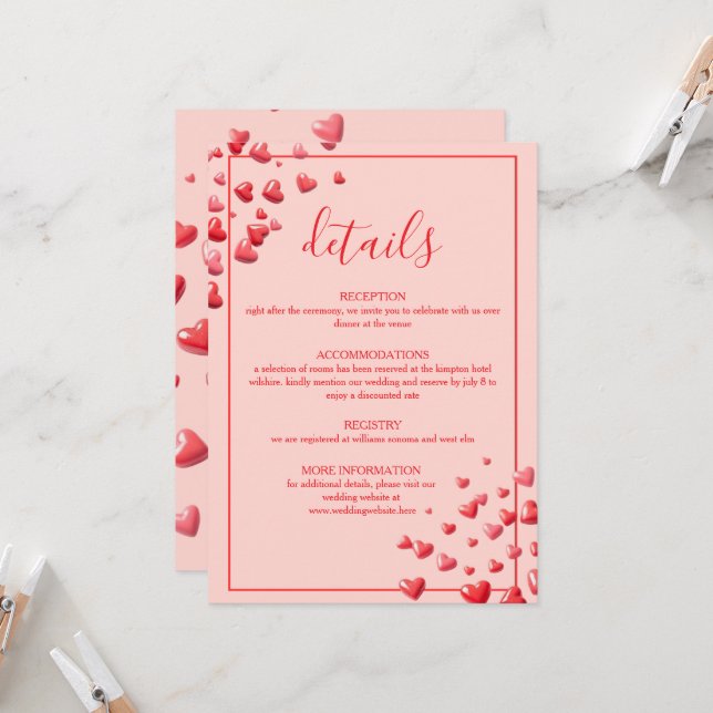 Carte de détails de mariage coeurs rouges (Devant/Arrière en situation)