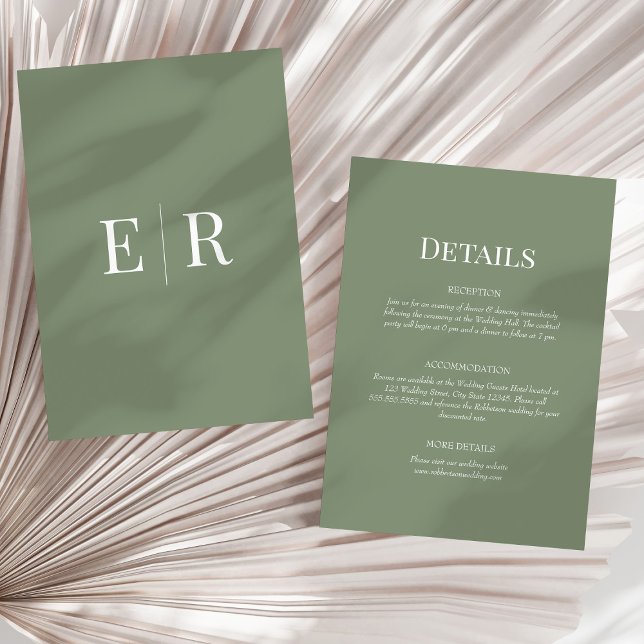 Carte de détails de mariage en vert olive doux ave (Soft Olive Green Monogram Wedding Details Card on a sunny neutral dry palm leaf.)