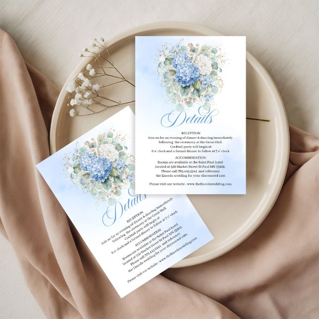 Carte de détails de mariage or hydrangea bleu élég (Boho wedding details card featuring blue hydrangea watercolor flowers, eucalyptus greenery, and gold)