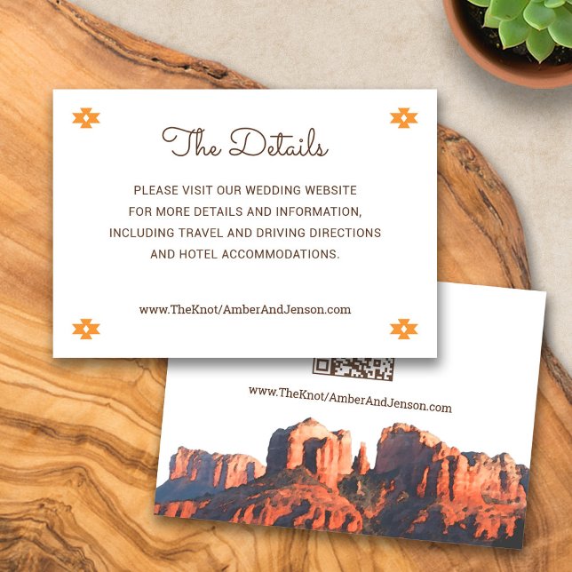 Carte de détails Desert Chic Sedona avec code QR (Desert Chic Sedona Wedding Details Card with QR Code)