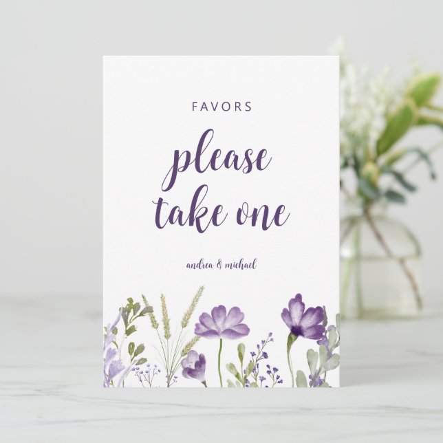 Carte de faveur de mariage Fleur violette lavande (Debout devant)