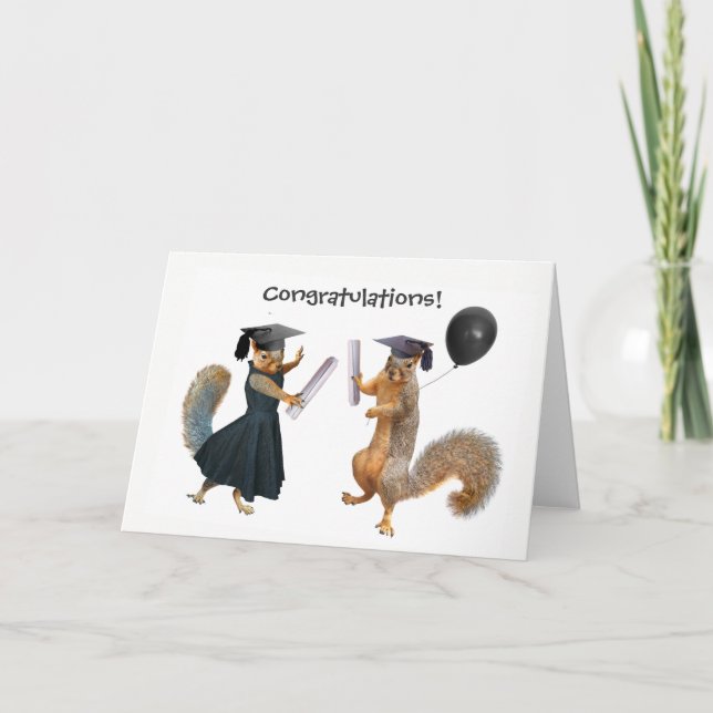 Carte de félicitations pour la graduation d'écureu (Devant)