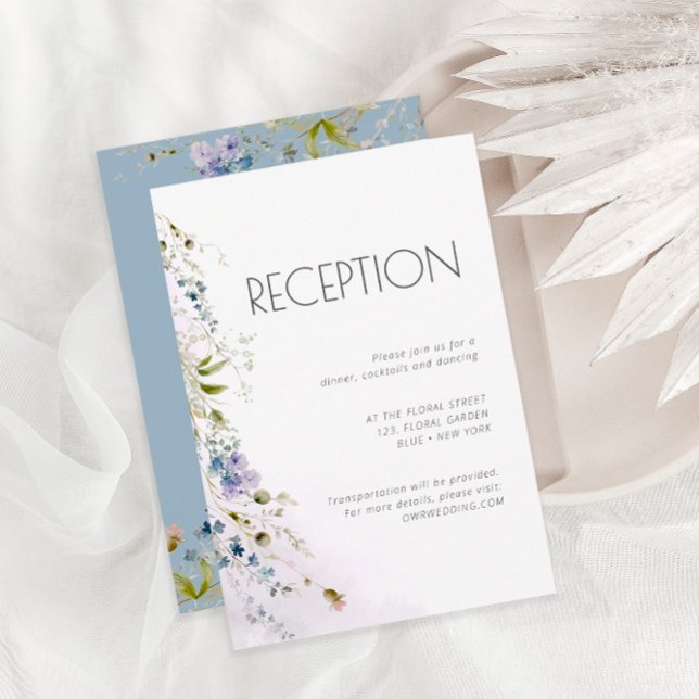 Carte de fermeture Dusty Blue Floral Details (Créateur téléchargé)