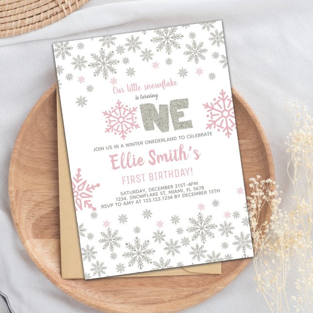 Carte de fête Winter Wonderland personnalisable (Pink Silver Glitter Winter ONEderland Birthday Invitation)