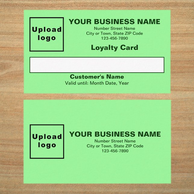 Carte de fidélité à plat vert Affaires (Front and back sides of light green loyalty card. Loyalty card for your loyal customers.)