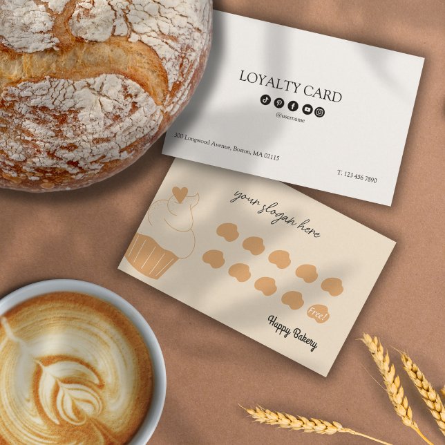 Carte De Fidélité Chef boulangerie Muffins Beige Ajouter Logo Script (Bakery Chef Beige Muffins Add Logo Script Font Loyalty Card)