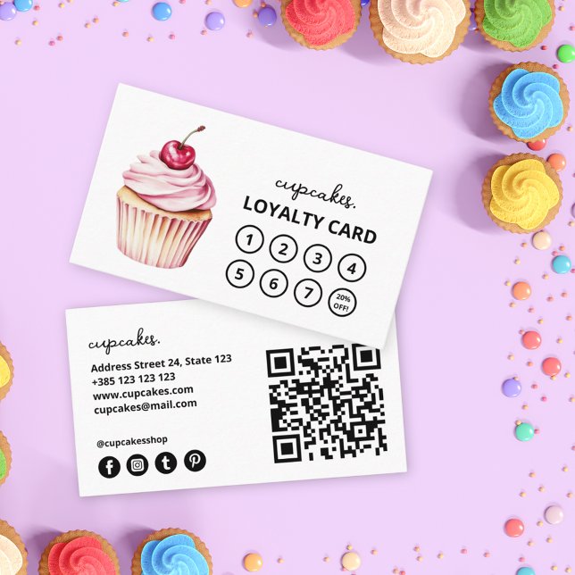 Carte de fidélité Cupcake QR Code moderne (Créateur téléchargé)