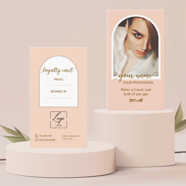 Carte De Fidélité Logo de photo rose moderne avec écriture script (Créateur téléchargé)