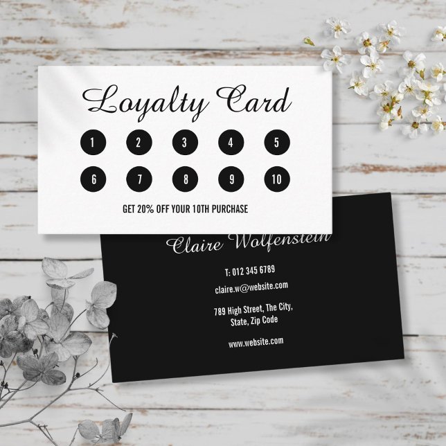 Carte de fidélité noir et blanc en script moderne (Modern Script Black and White Loyalty Card)