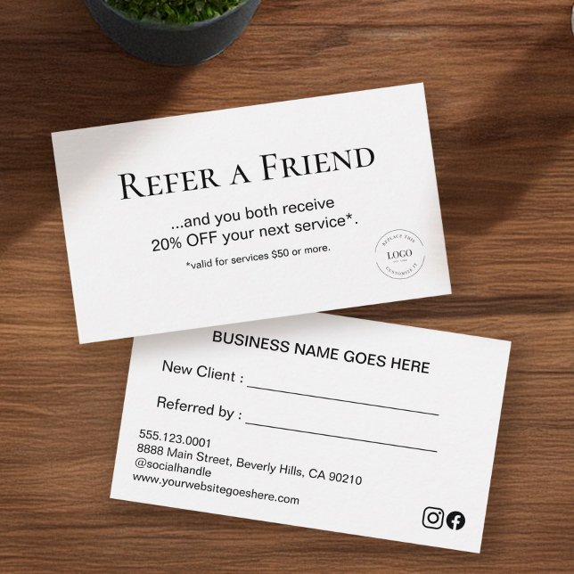 Carte De Fidélité Simple moderne blanc recommander un ami personnali (Custom refer a friend business cards with social handle, logo, discount offer, fillable names.)