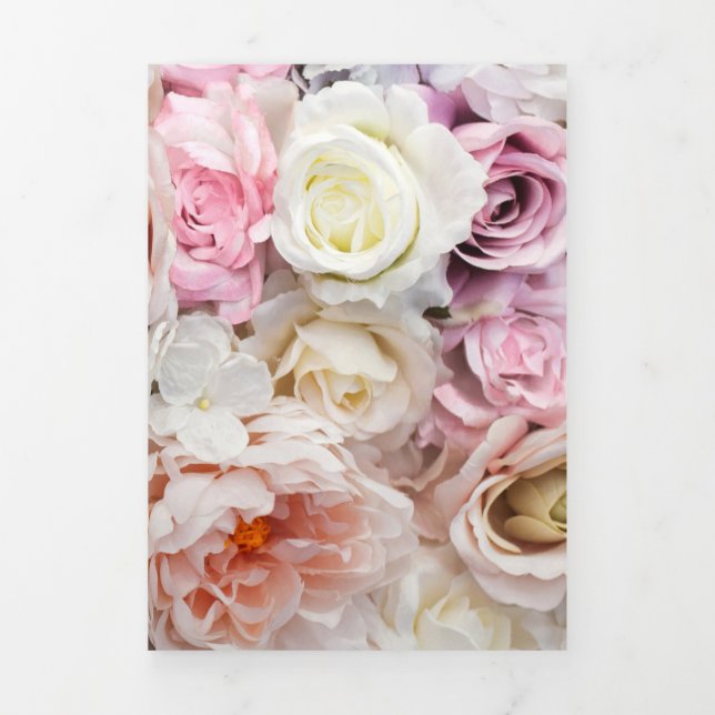 Carte De Fin D'année Trois Volets Bouquets de Roses 1 (Page de couverture)