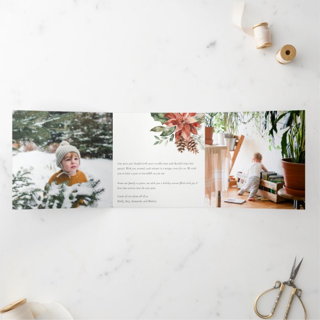 Carte De Fin D'année Trois Volets Joyeux Noël Poinsettia Pin 3 Aquarelle Photo (Intérieur)