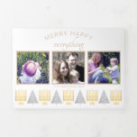 Carte De Fin D'année Trois Volets Joyeux Tan Elégant Photo Interfaith 5<br><div class="desc">Créez vos propres 5 cartes de fin de année photo triplés avec ce design interconfessionnel moderne et élégant de Joyeux Bonheur tout. Le design horizontal présente trois de vos photos préférées à l'avant, chacune bordée d'un cadre mince et bronzé. En haut, on trouve une rangée de cinq Menorahs Hanoukka jaunes...</div>